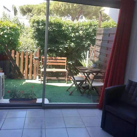 Au Ponant Apartmán *